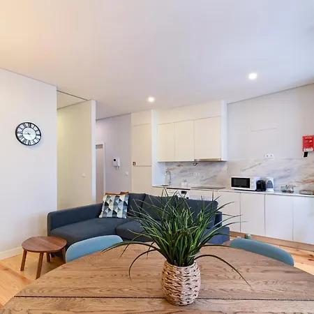 Bonjardim Downtown - By Guest Apartment *